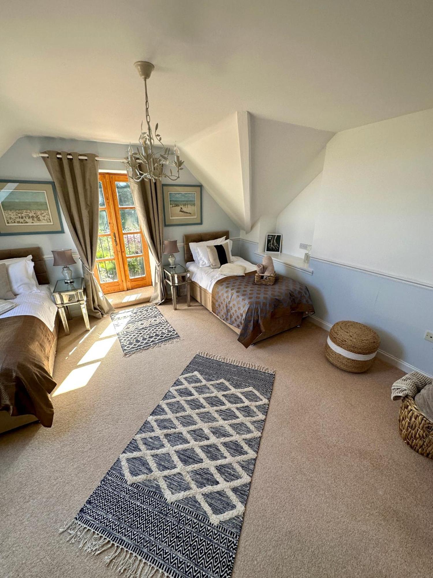 Awakening Alchemy Retreat Centre Bed & Breakfast Инвърури Екстериор снимка
